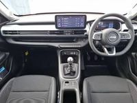 Begagnad Jeep Avenger Summit 100 HK (73 kW) 2025 Röd SUV