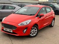 Used Ford Fiesta Zetec 100 HP (73 kW) 2018 Red Hatchback