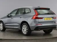 Used Volvo XC60 Momentum 247 HP (181 kW) 2021 SUV
