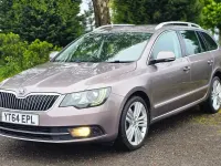 Used Skoda Superb Elegance 140 HP (102 kW) 2014 Mauve Estate