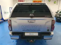Used Isuzu D-Max 163 HP (119 kW) 2023 Silver Pickup