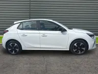 Used Vauxhall Corsa-e 98 kW (134 HP) 2021 White Hatchback