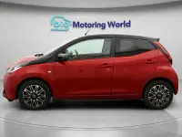 Gebraucht Toyota Aygo X-clusiv 71 PS (52 kW) 2022 Rot Kleinwagen