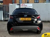 Used Toyota Yaris Hybrid Design 116 HP (85 kW) 2020 Black Hatchback