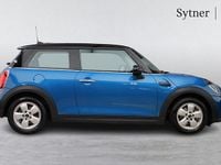 Used Mini Cooper Classic 134 HP (98 kW) 2023 Blue Hatchback