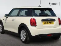 Used Mini ONE Classic 101 HP (74 kW) 2019 White Hatchback