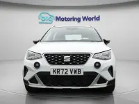 Usado Seat Arona Xperience Lux 110 CV (80 kW) 2023 Blanco SUV