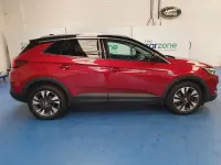 Used Vauxhall Grandland X Sport 130 HP (95 kW) 2018 Red SUV