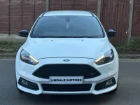 Używany Ford Focus ST 185 KM (136 kW) 2017 Biały Kombi