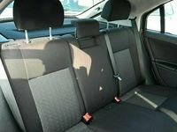 Używany Ford Mondeo 2004 Hatchback