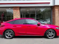 Used Honda Civic Advance 140 HP (102 kW) 2026 Red Hatchback