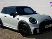 Używany Mini Cooper Sport 136 KM (100 kW) 2021 Srebrny Hatchback