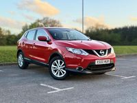 Used Nissan Qashqai Acenta 115 HP (84 kW) 2015 Red SUV