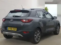 Usado Kia Stonic 2019 Cinzento SUV