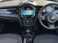 Usado Mini Cooper Classic 134 CV (98 kW) 2022 Azul Utilitario