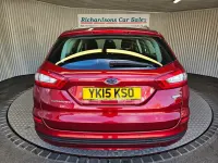 Used Ford Mondeo Zetec 160 HP (117 kW) 2015 Red Estate