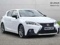 Used Lexus CT200h Sport Line 134 HP (98 kW) 2018 White Hatchback