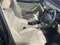 Used Skoda Superb LAURIN & KLEMENT 190 HP (139 kW) 2018 Black Estate