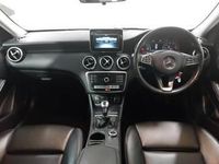 Used Mercedes A180 SE 122 HP (89 kW) 2016 White Hatchback