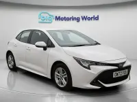 Usado Toyota Corolla 140 HP (102 kW) 2022 Branco Citadino