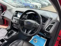 Usado Ford Focus Titanium 120 HP (88 kW) 2017 Vermelho Carrinha