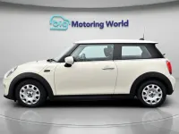 Used Mini ONE Classic 102 HP (75 kW) 2020 White Hatchback