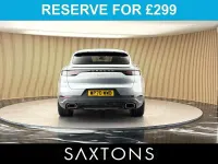 Used Porsche Cayenne 462 HP (339 kW) 2020 Silver SUV