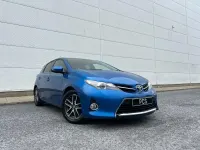 Used Toyota Auris Plus 90 HP (66 kW) 2014 Blue Hatchback