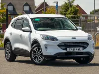 Used Ford Kuga Titanium 150 HP (110 kW) 2021 White SUV