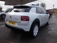 Used Citroën C4 Cactus 109 HP (80 kW) 2017 White Hatchback