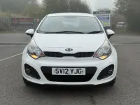 Used Kia Rio 109 HP (80 kW) 2012 White Hatchback