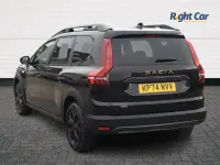 Begagnad Dacia Jogger Extreme 140 HK (102 kW) 2024 Svart Minibuss