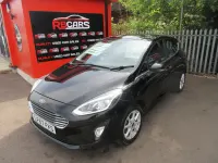 Used Ford Fiesta Zetec 70 HP (51 kW) 2017 Black Hatchback