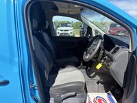 Used VW Caddy 102 HP (75 kW) 2011 Blue MPV