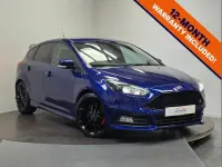 Used Ford Focus ST 247 HP (181 kW) 2017 Blue Hatchback