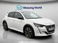 Used Peugeot 208 GT 102 HP (75 kW) 2023 White Hatchback