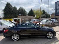 Używany Mercedes E250 2013 Czarny Coupe