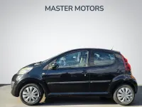 Używany Peugeot 107 Active 68 KM (50 kW) 2012 Czarny Hatchback