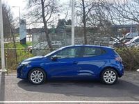Used Renault Clio V Evolution 143 HP (105 kW) 2024 Blue Hatchback