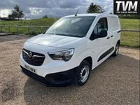 Second-hand Vauxhall Combo 100 CP (73 kW) 2021 Alb Van