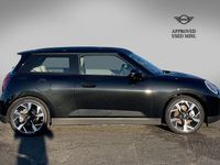 Used Mini Cooper SE Hatch 158 kW (215 HP) 2024 Black Hatchback