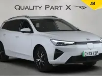 Käytetty MG MG5 EV Trophy 114 kW (156 HP) 2023 Valkoinen Farmari