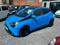 Used Toyota Aygo x-press 2018 Blue Hatchback