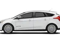 Used Ford Focus Titanium 101 HP (74 kW) 2016 White Hatchback