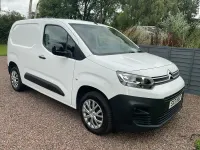 Used Citroën Berlingo 100 HP (73 kW) 2022 White MPV