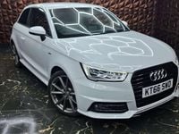Usado Audi A1 Sportback Black Edition 116 CV (85 kW) 2017 Utilitario