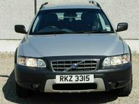 used Volvo XC70 2.4