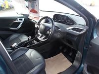 Used Peugeot 2008 Allure 100 HP (73 kW) 2017 Green SUV