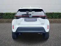 Used Toyota Yaris Hybrid Design 2023 White Estate