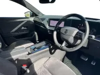 Used Vauxhall Astra Ultimate 113 kW (154 HP) 2023 Blue Hatchback